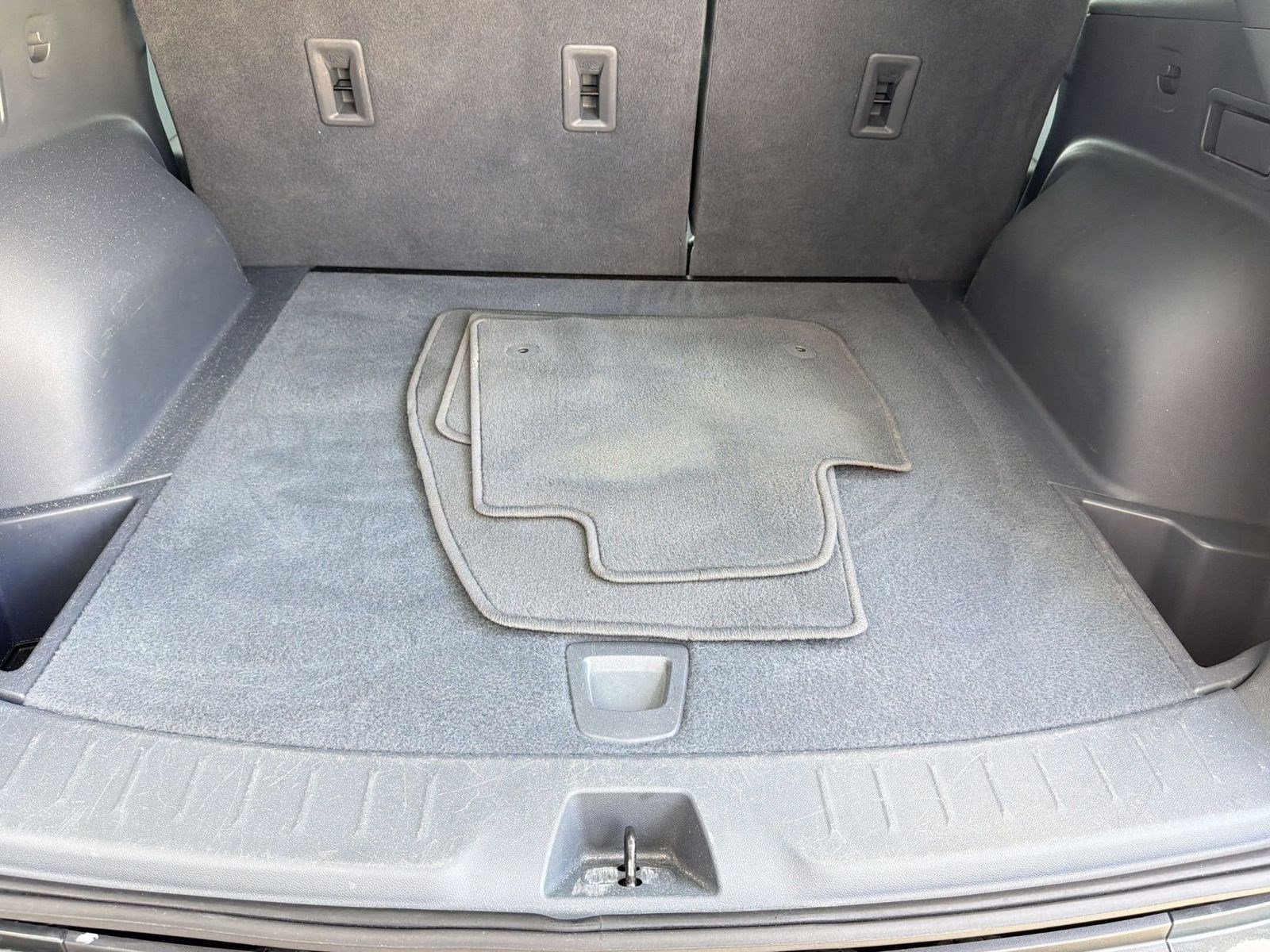 Used 2019 Chevrolet Blazer LT w/ Sun and Wheels Package image 33