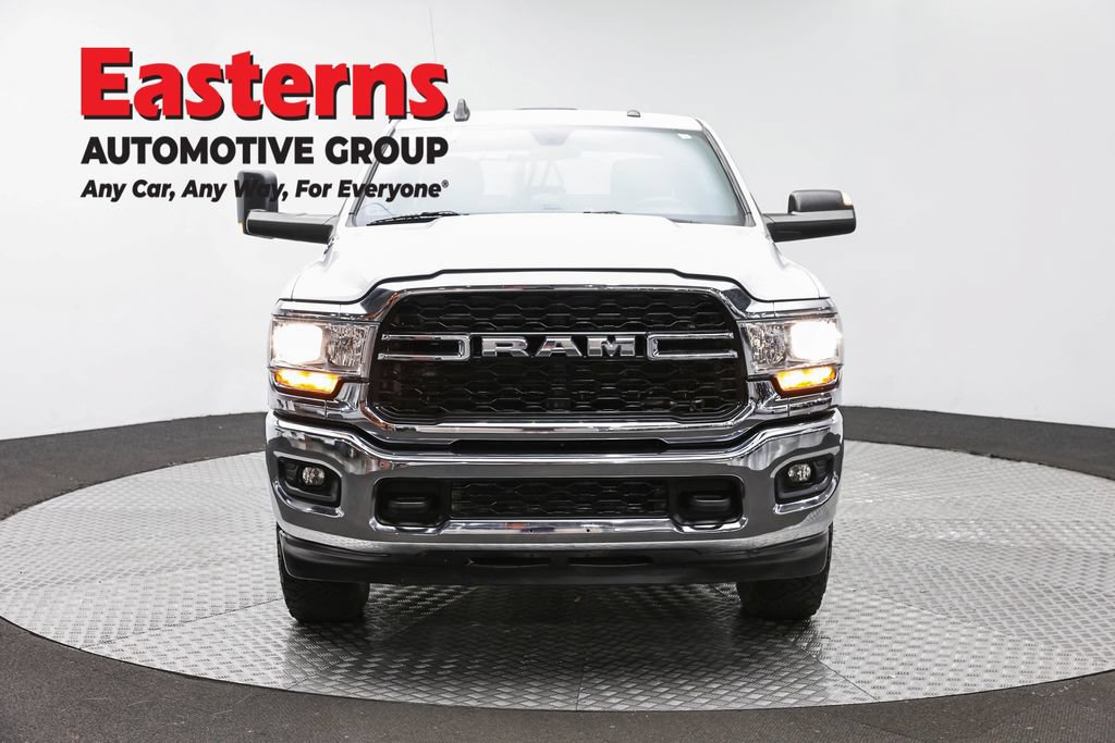 Used 2022 RAM 2500 Tradesman w/ Chrome Appearance Group AWD/4WD image 2