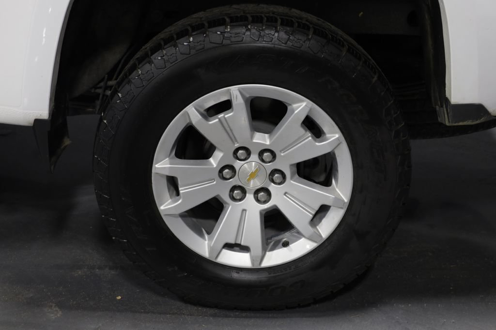 Used 2022 Chevrolet Colorado LT w/ Fleet Safety Package RWD image 32