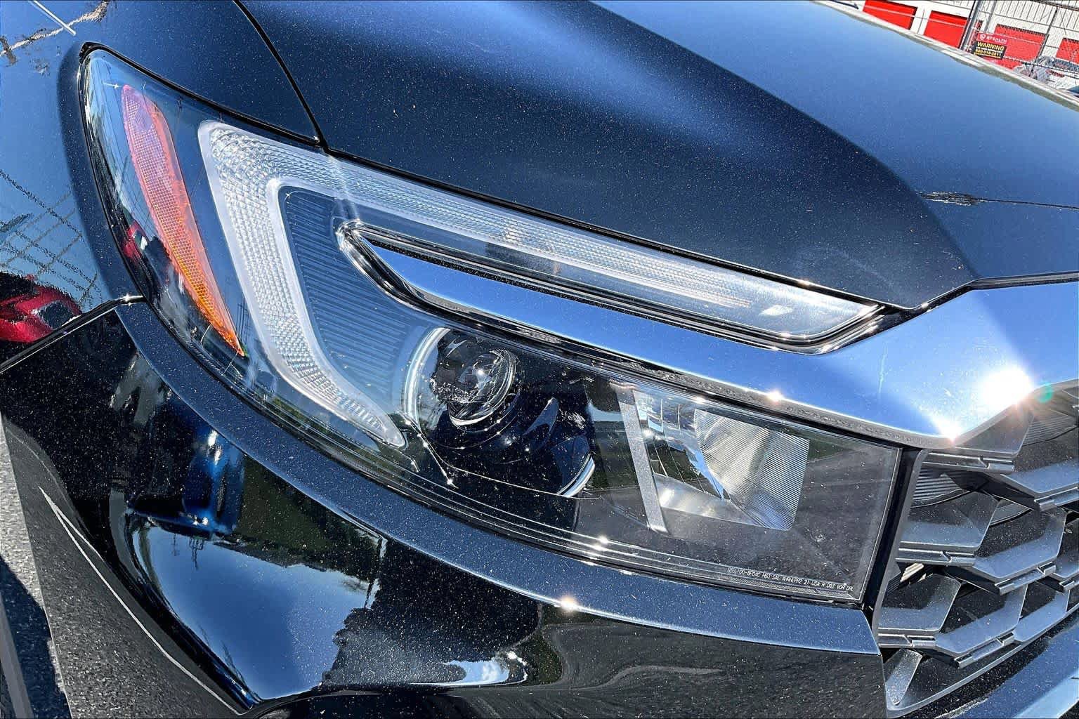 Used 2023 Honda Passport EX-L image 28