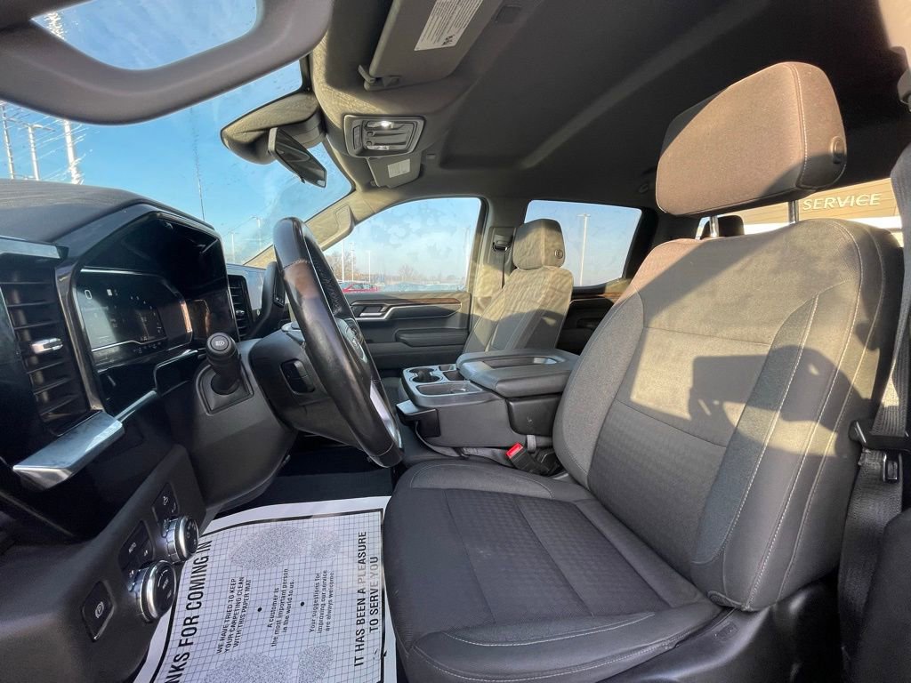 Used 2022 GMC Sierra 1500 SLE image 18