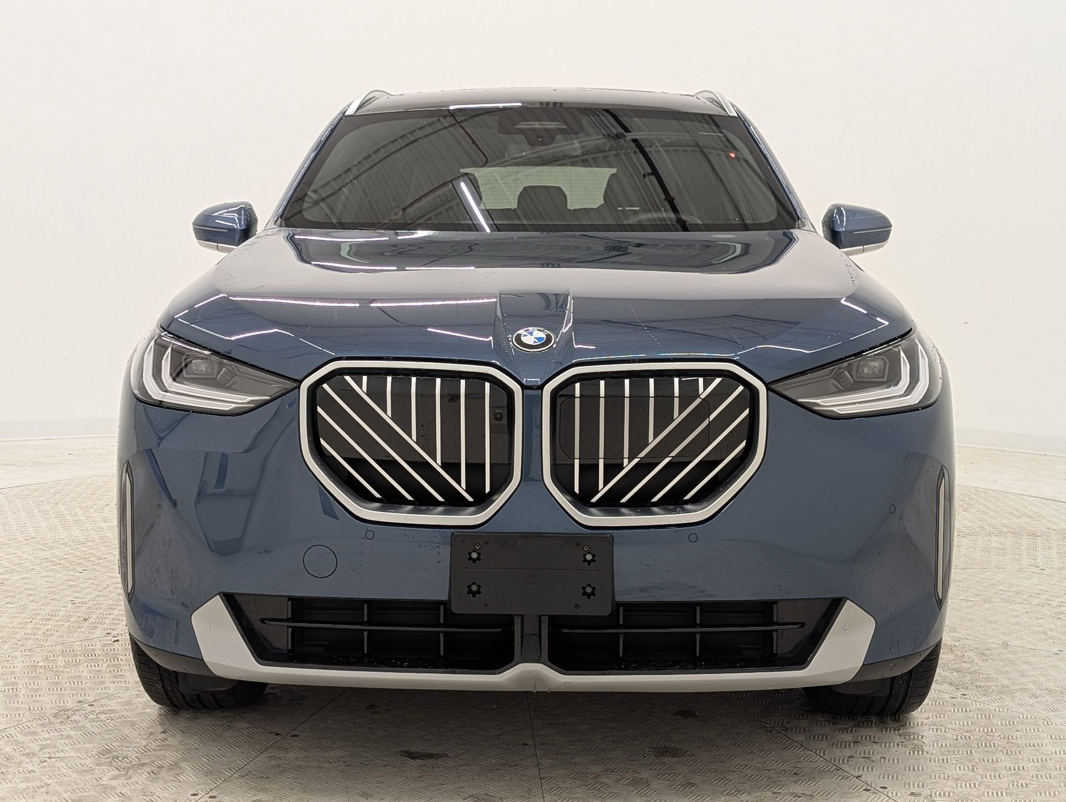 Certified 2025 BMW X3 xDrive30i image 6