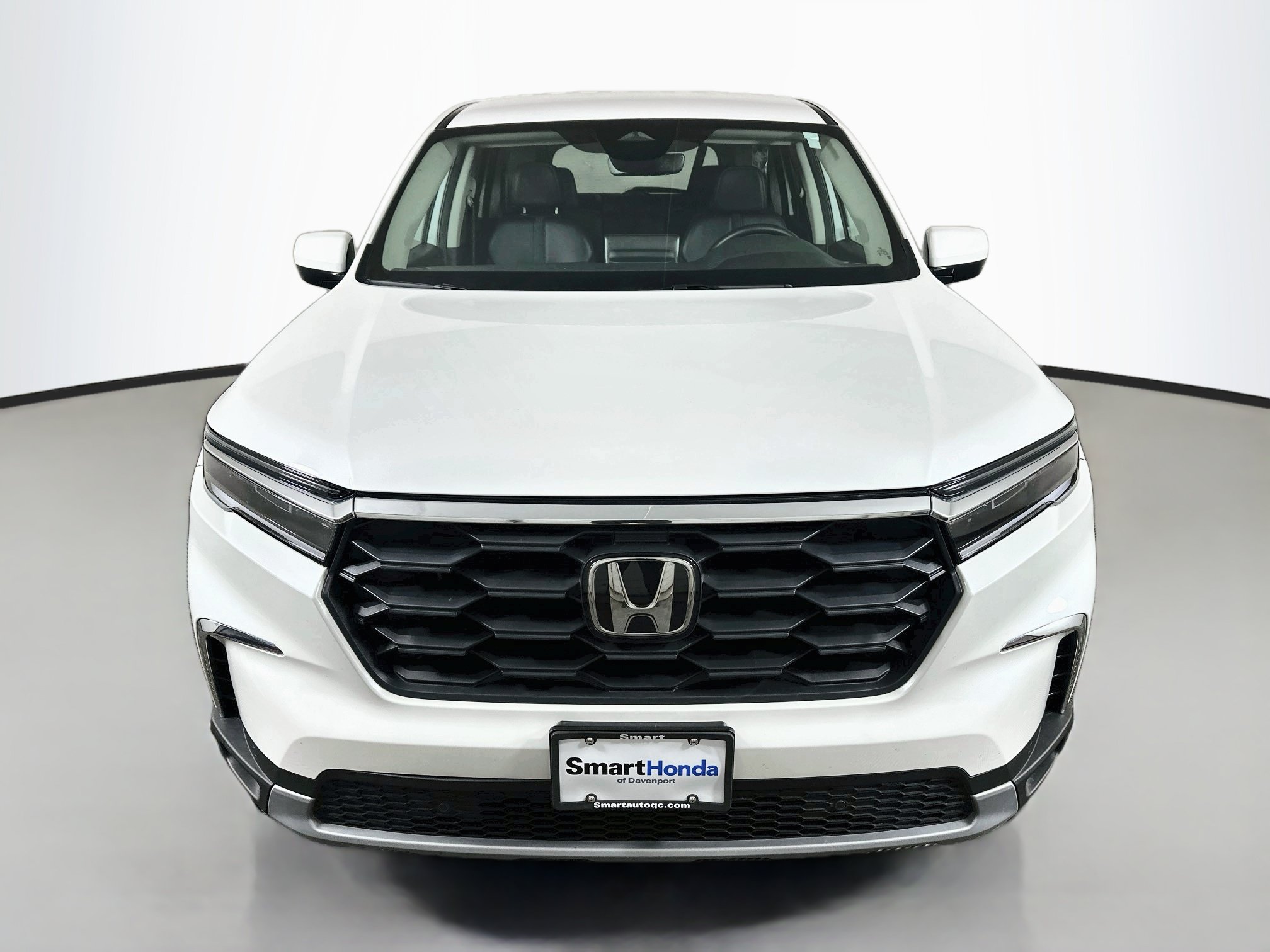 Used 2025 Honda Pilot EX-L image 2