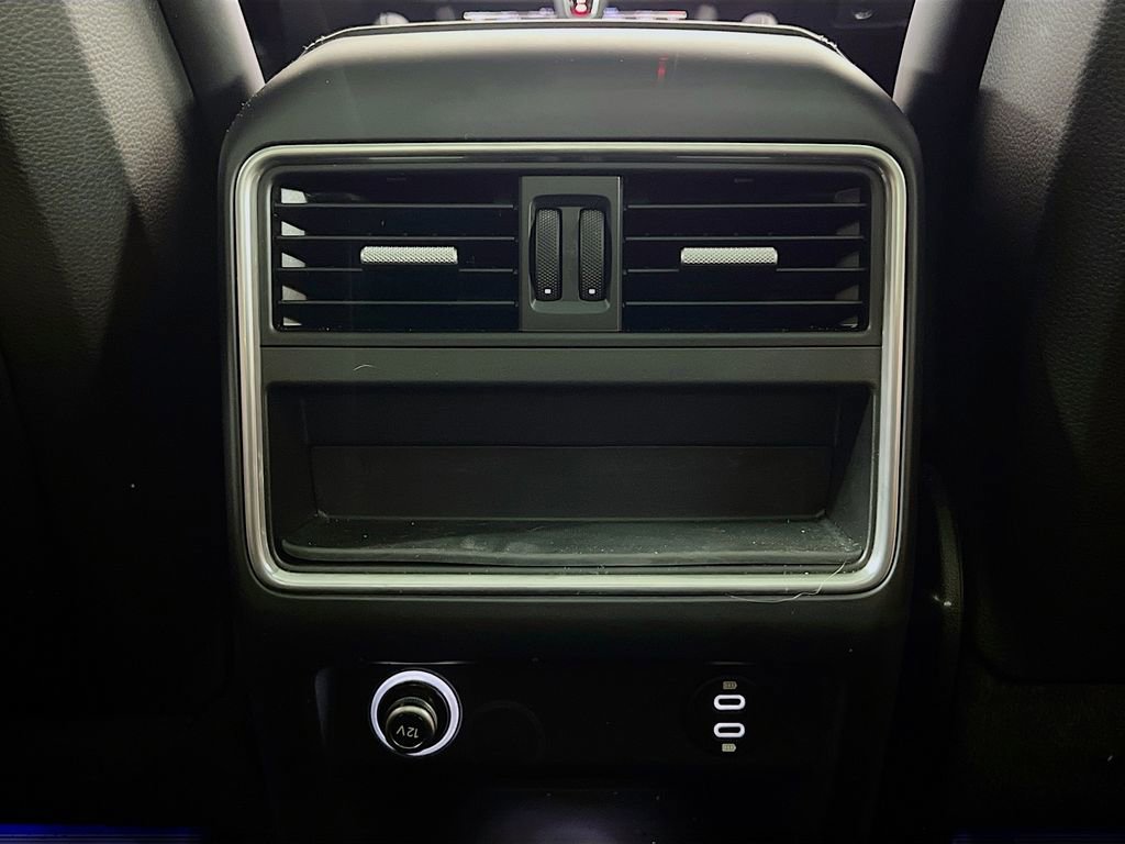 Used 2021 Porsche Cayenne S image 28