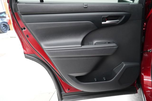 Used 2023 Toyota Highlander XSE image 61