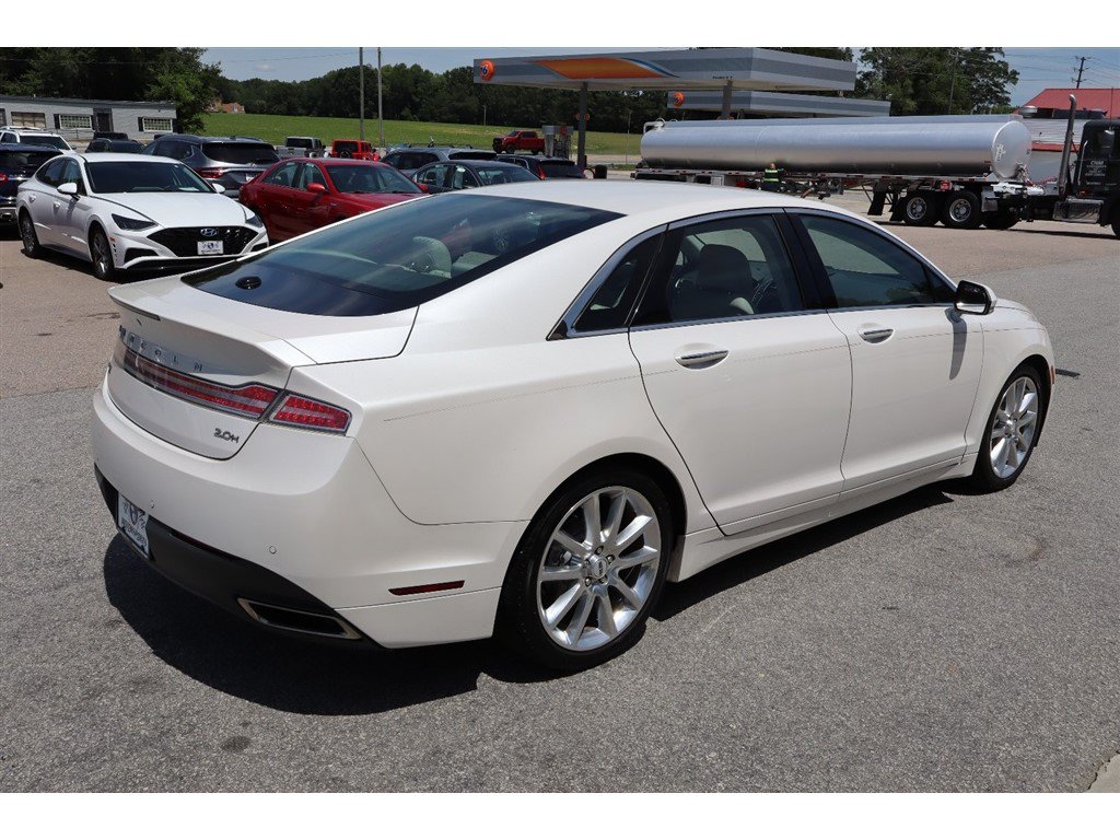 Used 2016 Lincoln MKZ Hybrid w/ Equipment Group 600A Reserve FWD image 5