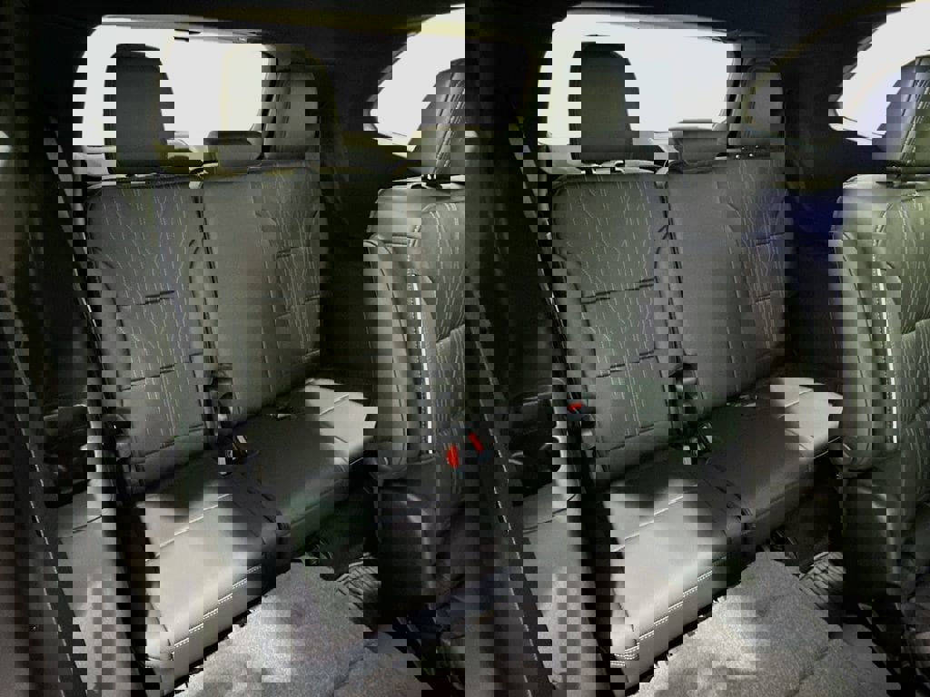 New 2026 Buick Enclave Avenir w/ Super Cruise Package image 29