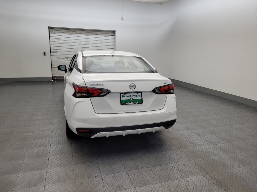 Used 2024 Nissan Versa SV FWD image 6