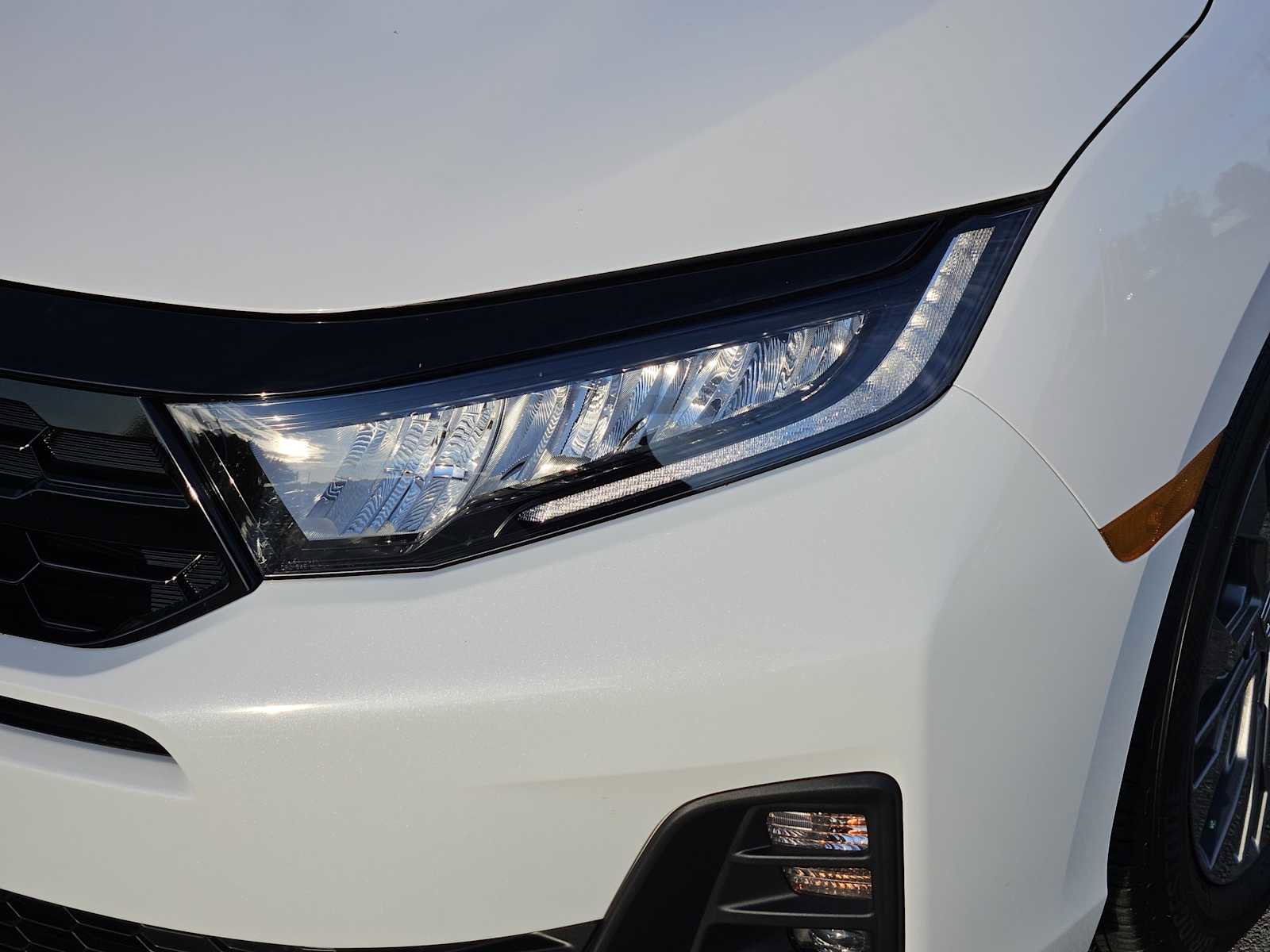 Used 2026 Honda Odyssey Touring image 7