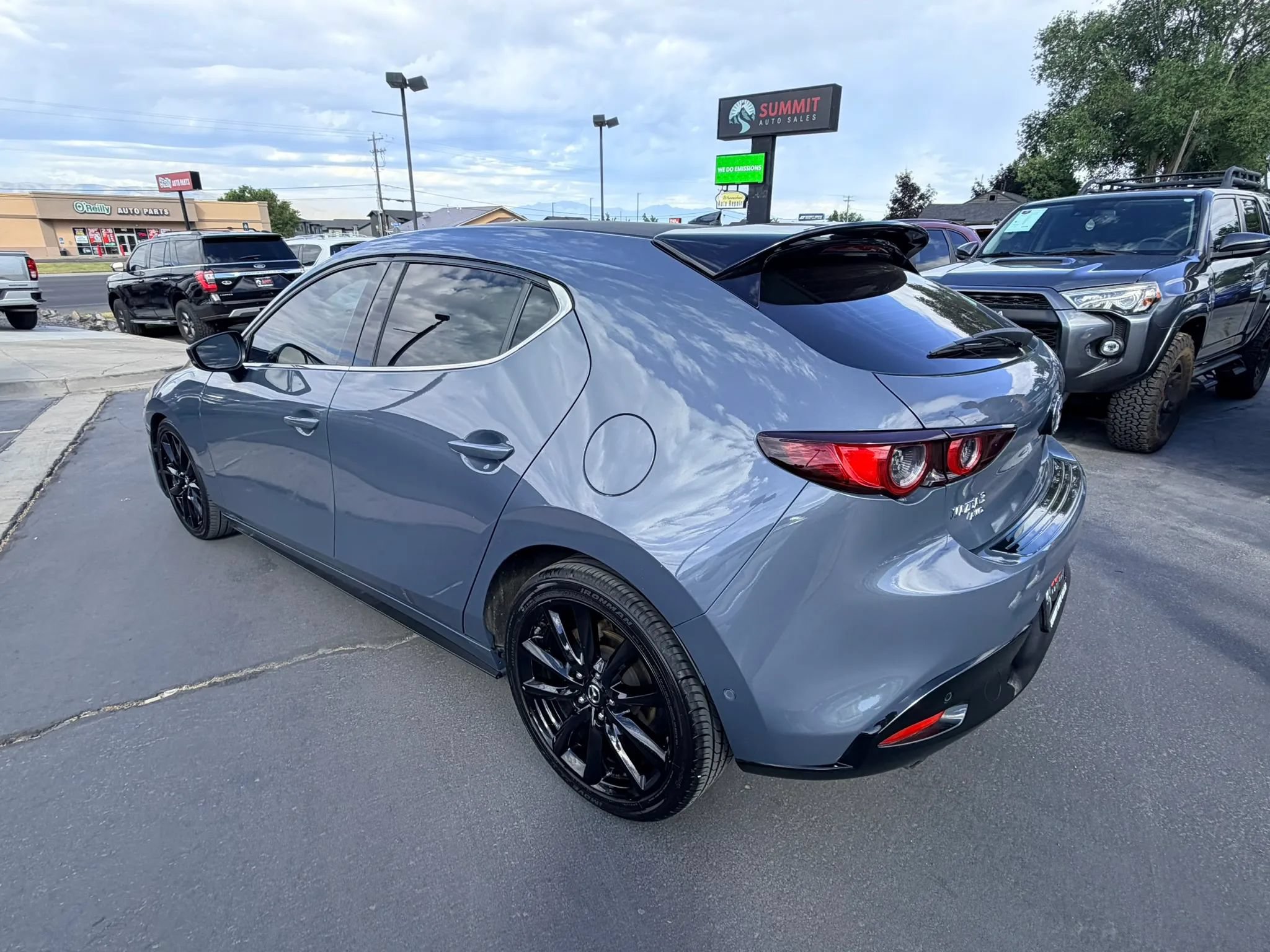 Used 2021 MAZDA MAZDA3 Hatchback w/Premium Plus Pkg AWD/4WD image 6