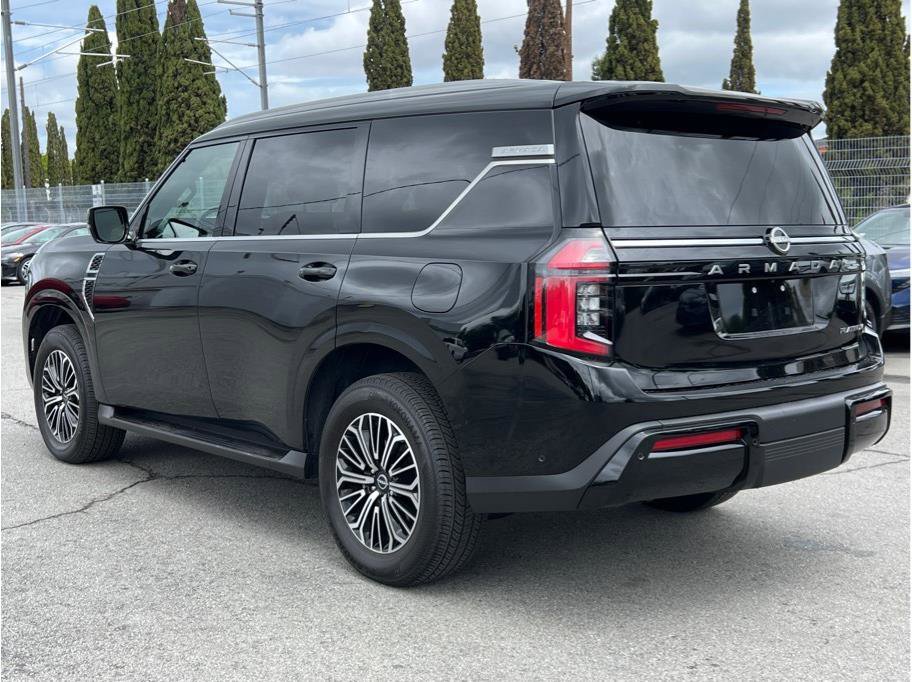 Used 2025 Nissan Armada Platinum AWD/4WD image 6