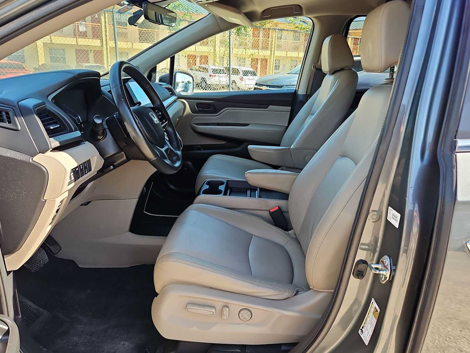 Used 2018 Honda Odyssey EX-L image 13