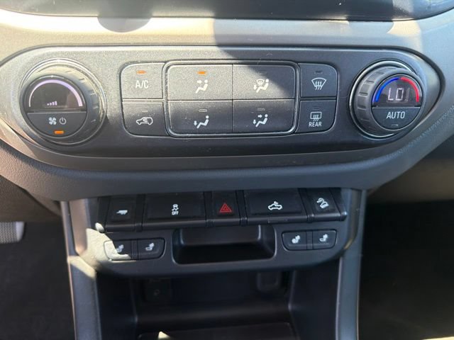 Used 2018 Chevrolet Colorado Z71 AWD/4WD image 19
