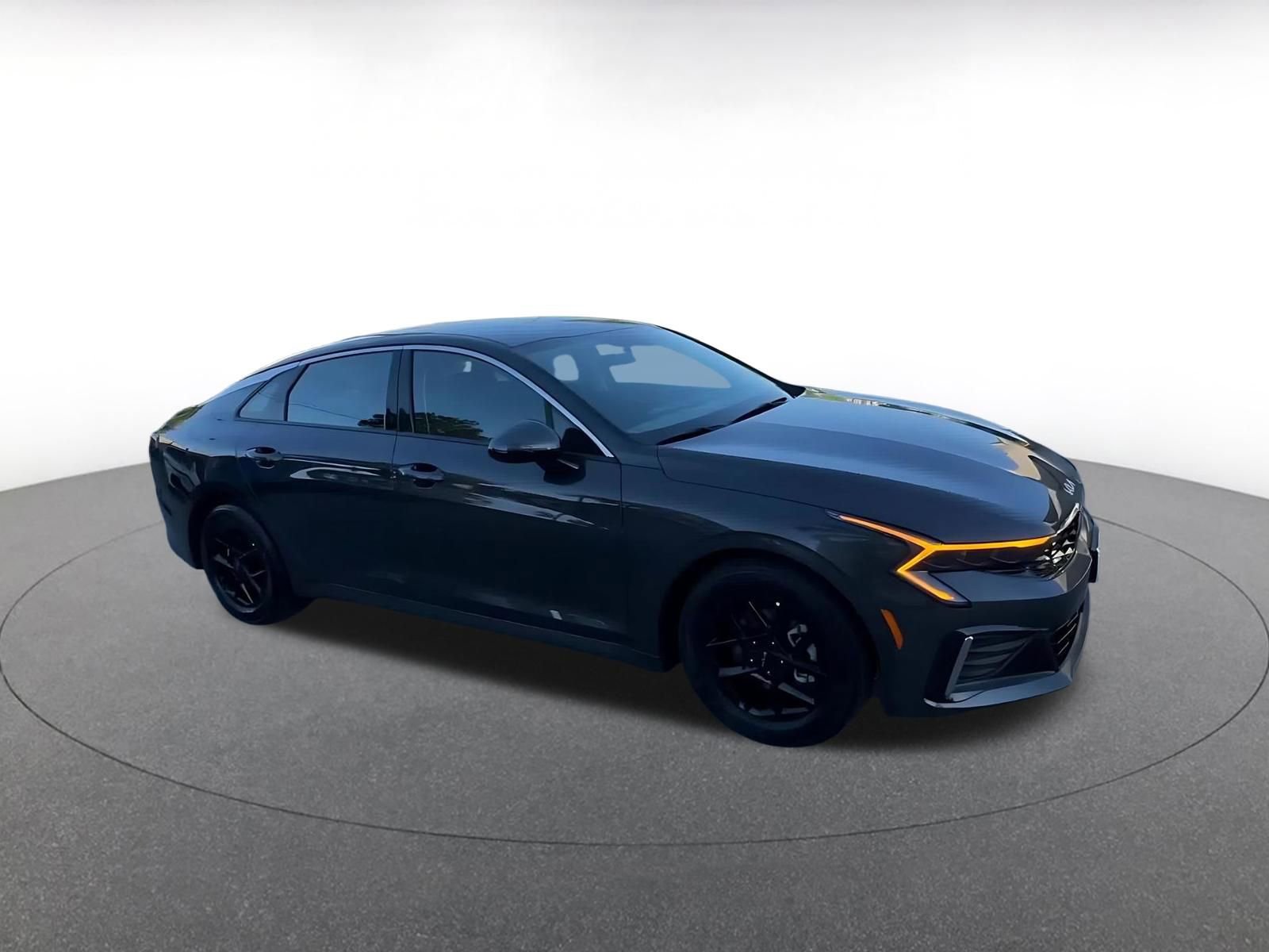 Used 2025 Kia K5 LXS image 2