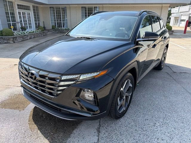 Used 2022 Hyundai Tucson Limited FWD image 2
