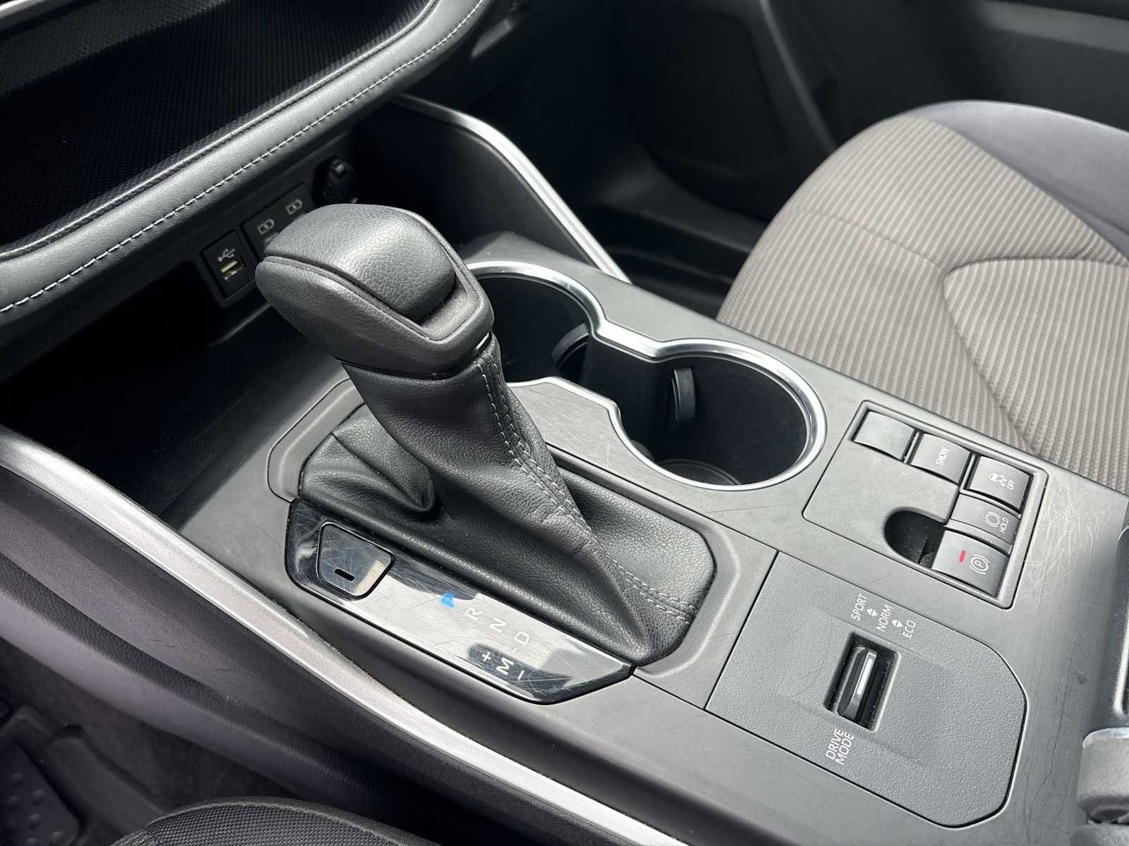 Used 2023 Toyota Highlander L image 20