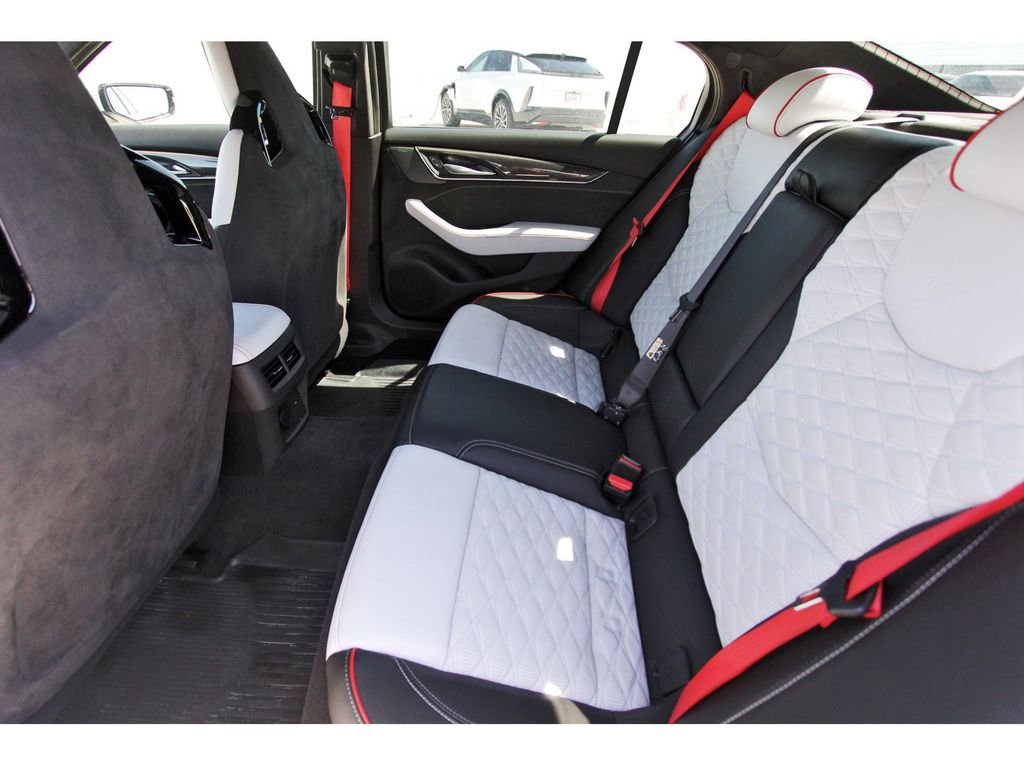 Certified 2024 Cadillac CT5 V Blackwing w/ Driver Assist Package image 7