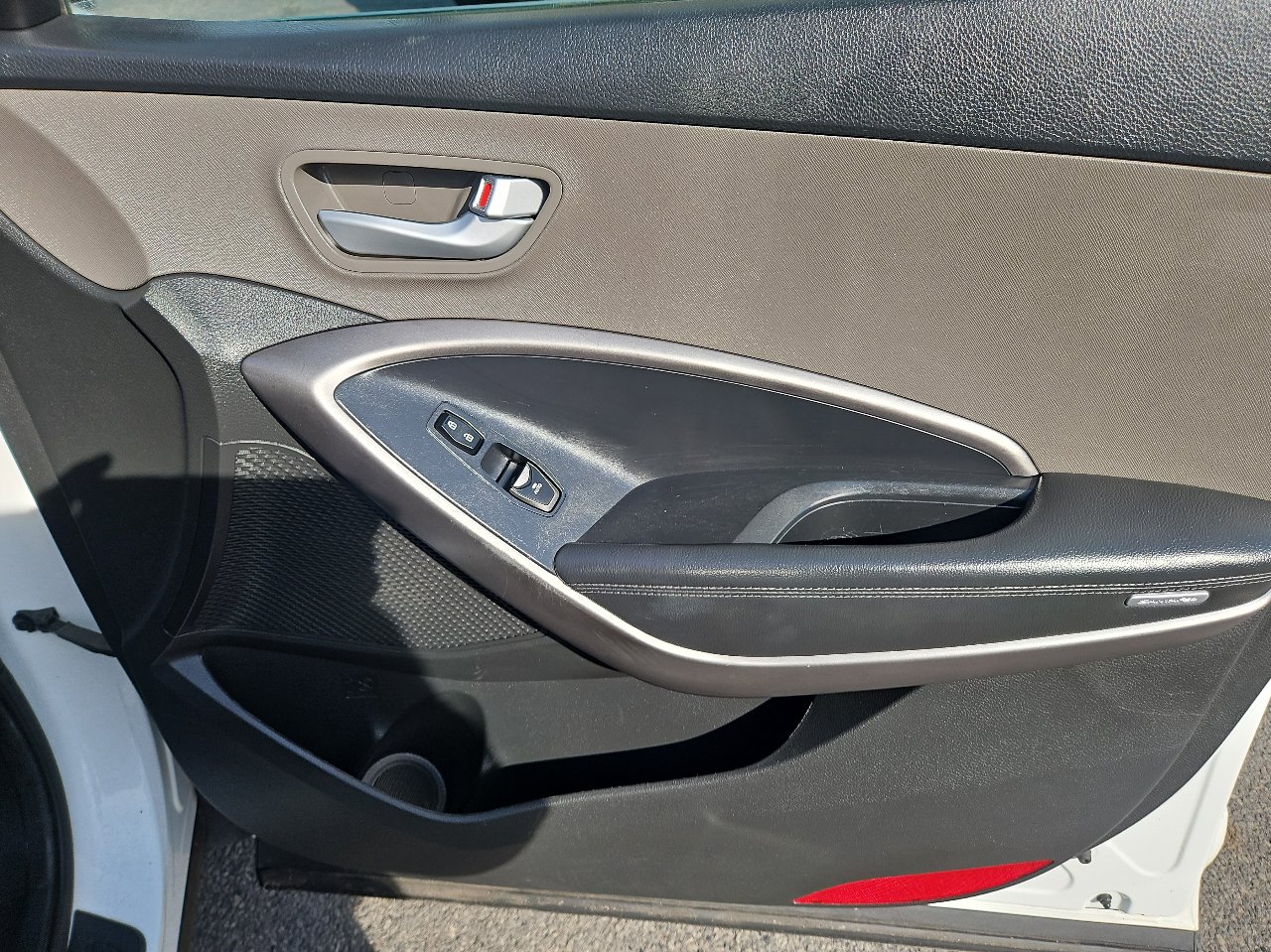 Used 2015 Hyundai Santa Fe Sport w/ Option Group 02 image 17