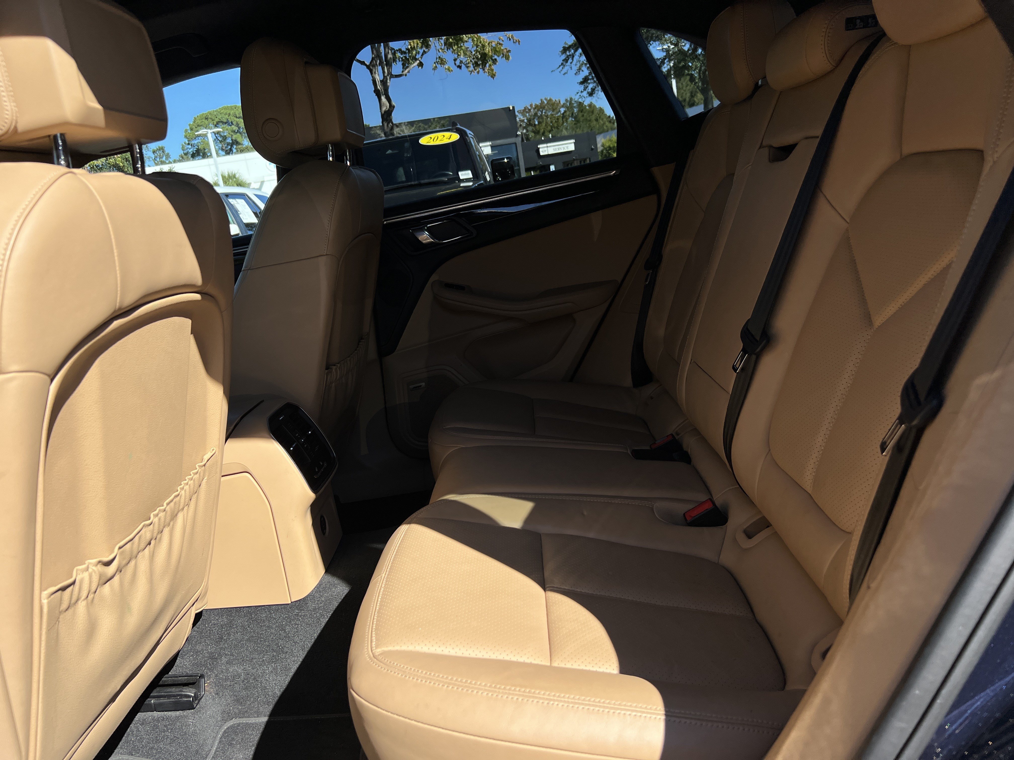 Used 2017 Porsche Macan S AWD/4WD image 31