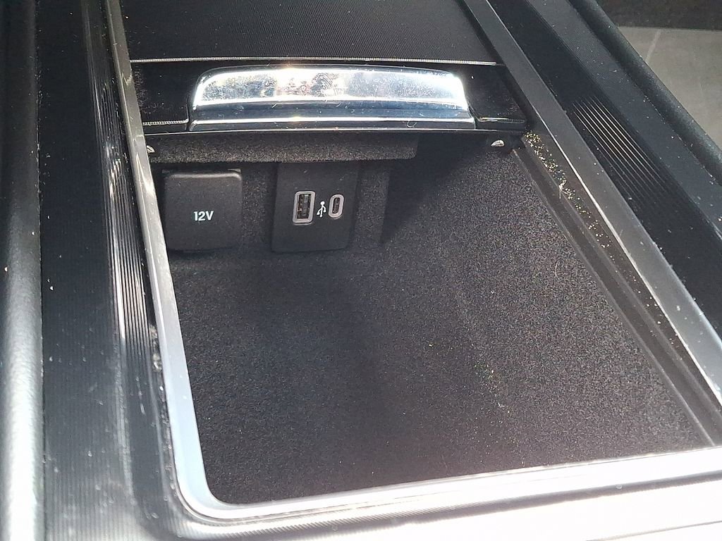 Used 2022 Lincoln Corsair AWD w/ Premium Package image 25
