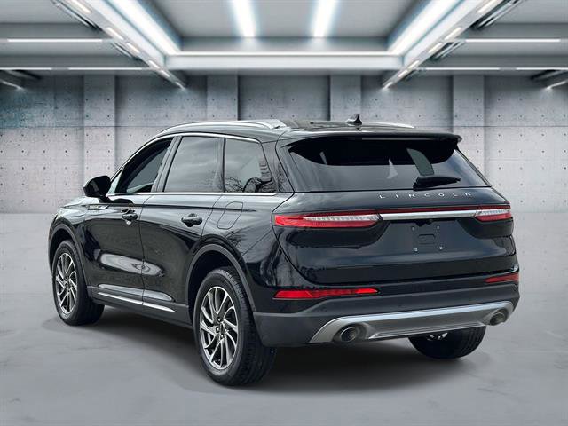 Used 2022 Lincoln Corsair AWD w/ Equipment Group 101A image 5