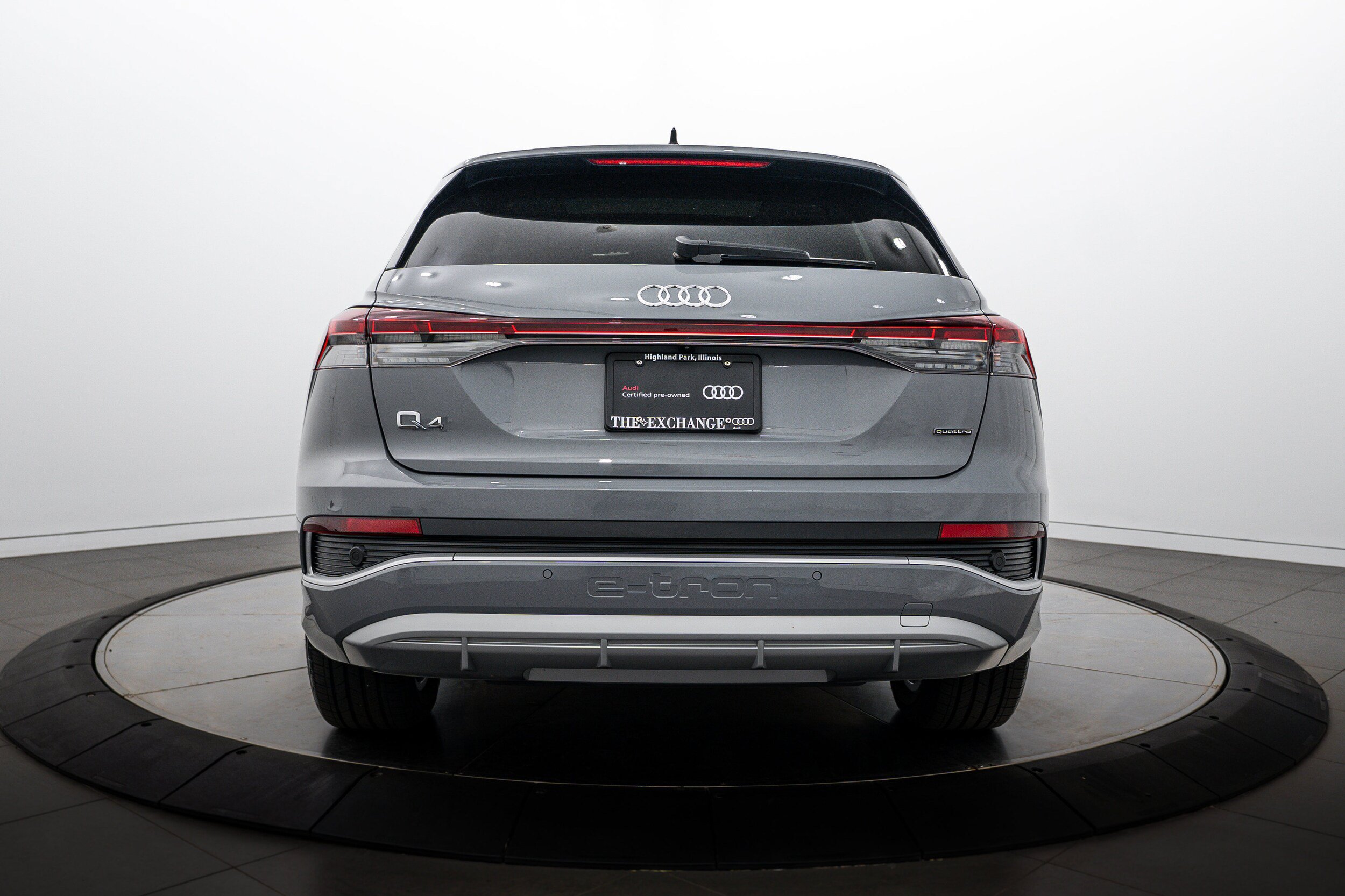 Certified 2025 Audi Q4 e-tron Premium w/ Convenience Package AWD/4WD image 21