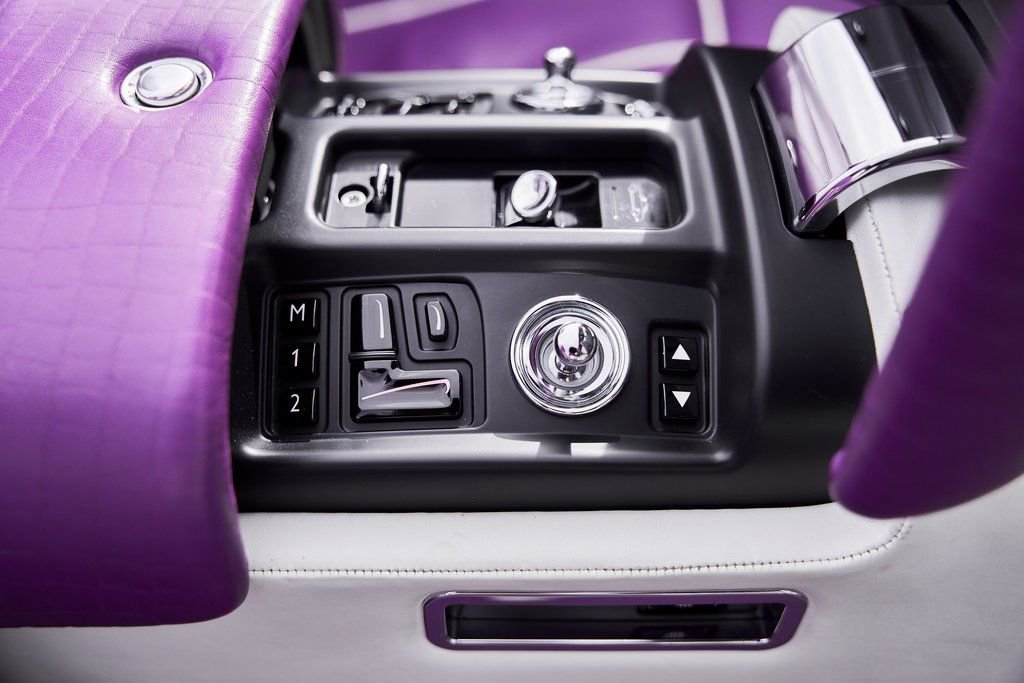 Used 2008 Rolls-Royce Phantom Drophead Coupe RWD image 77