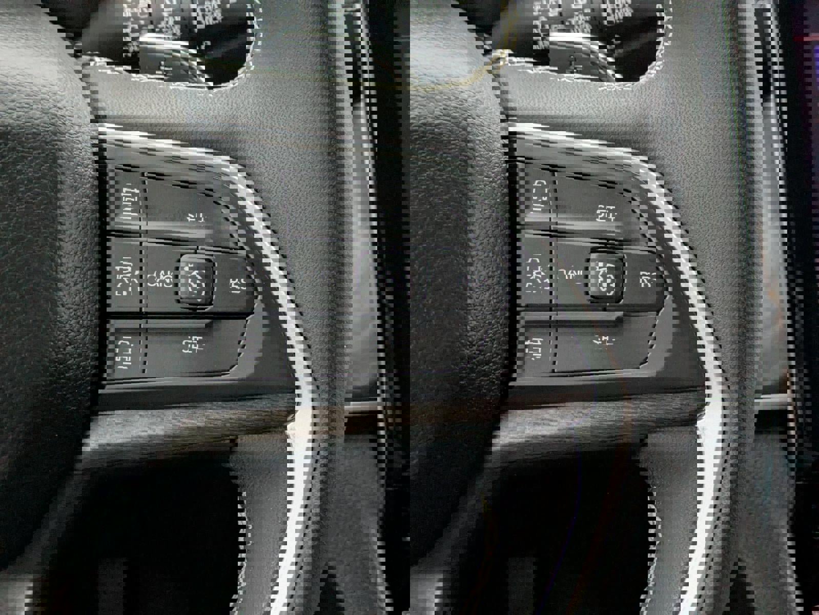 Used 2023 Jeep Grand Cherokee Limited image 28