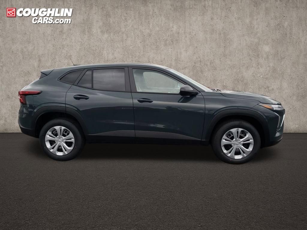 New 2026 Chevrolet Trax LS image 6