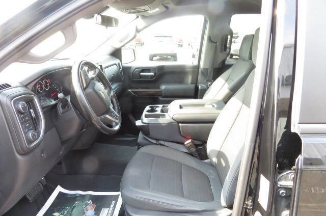 Used 2019 Chevrolet Silverado 1500 LT w/ All-Star Edition image 14