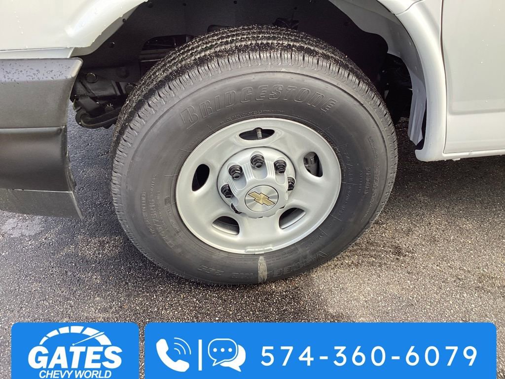 New 2025 Chevrolet Express 3500 Work Van w/ Driver Convenience Package image 11