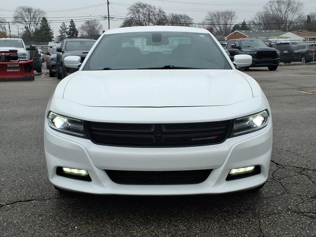 Used 2016 Dodge Charger SXT w/ AWD Plus Group image 2