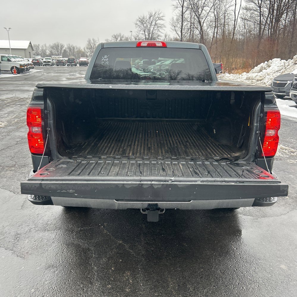 Used 2018 Chevrolet Silverado 1500 LT w/ All Star Edition image 21