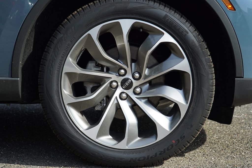 New 2026 Lincoln Aviator AWD image 29