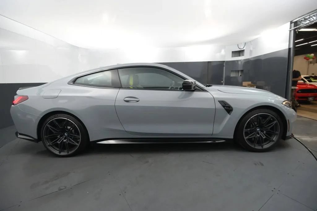 Used 2021 BMW M4 Competition RWD image 6