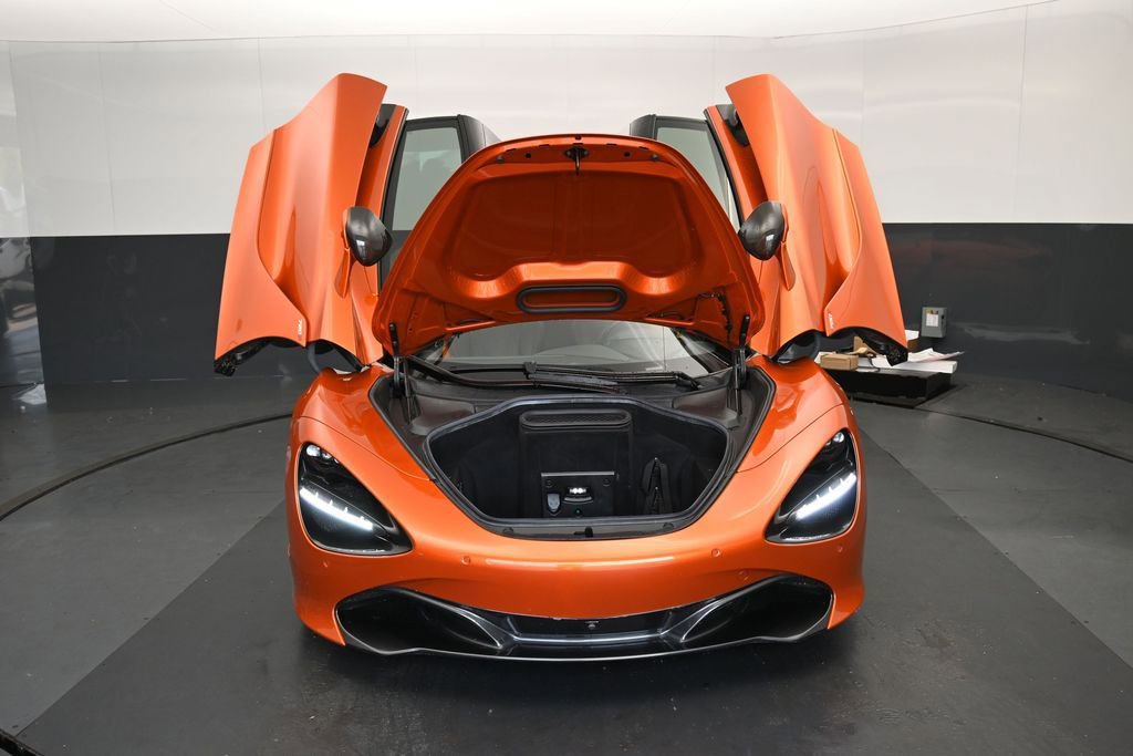 Used 2019 McLaren 720S Luxury RWD image 9