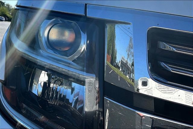 Used 2020 Chevrolet Suburban Premier image 31