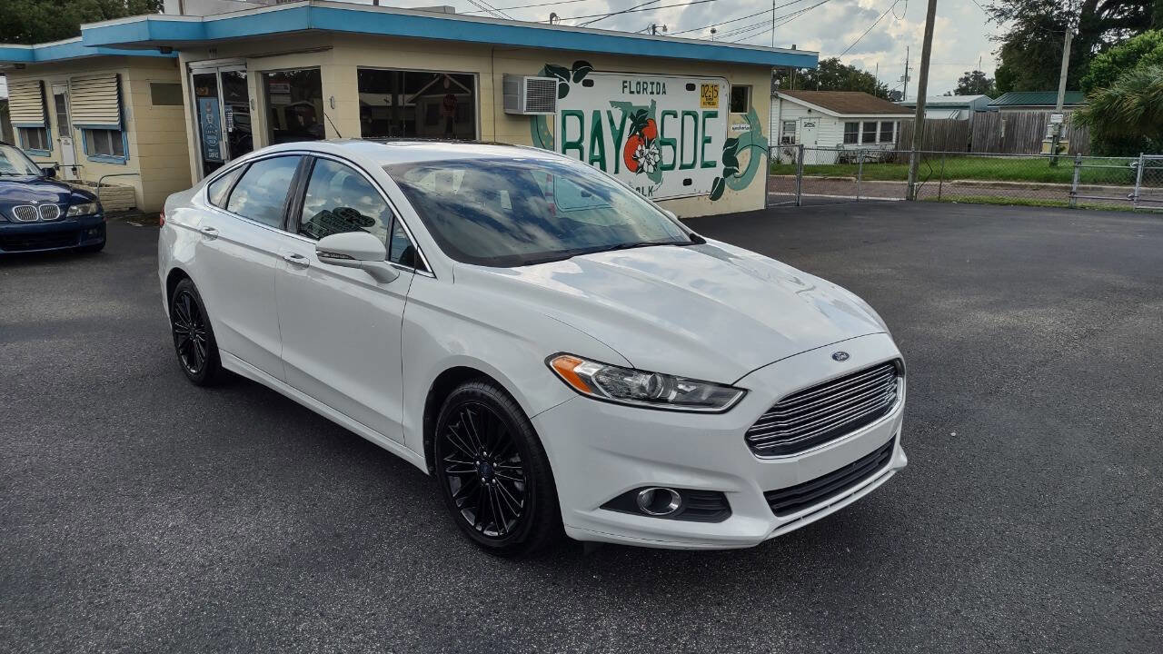Used 2016 Ford Fusion SE w/ Equipment Group 202A image 3
