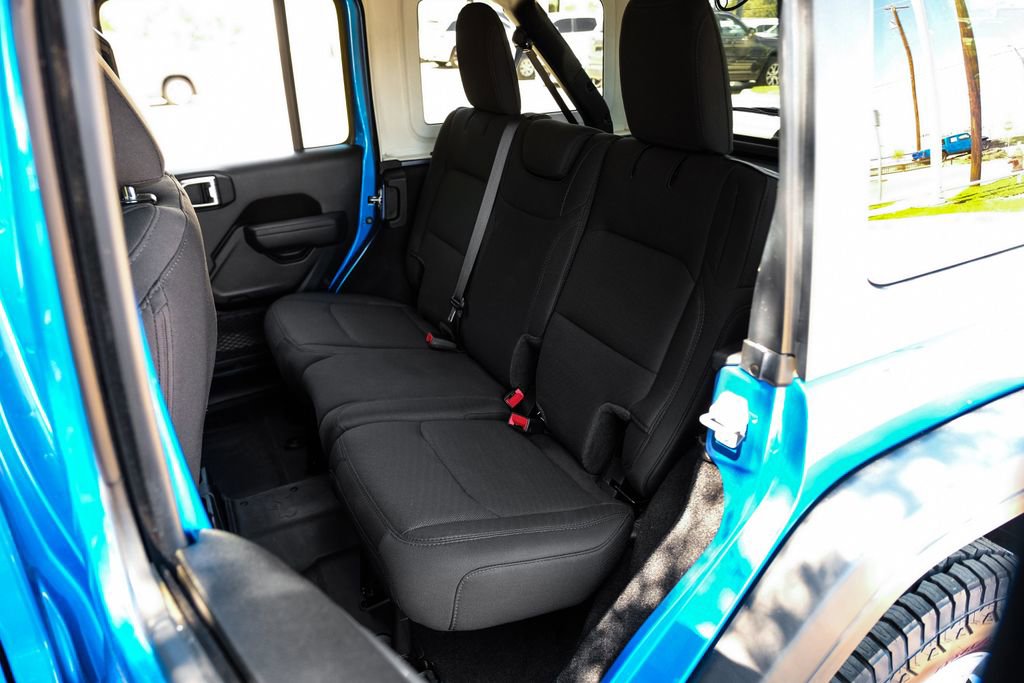 Used 2022 Jeep Wrangler Unlimited Sport image 49