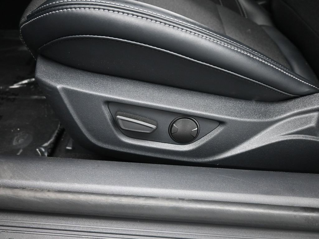Certified 2024 Ford Mustang Coupe image 11