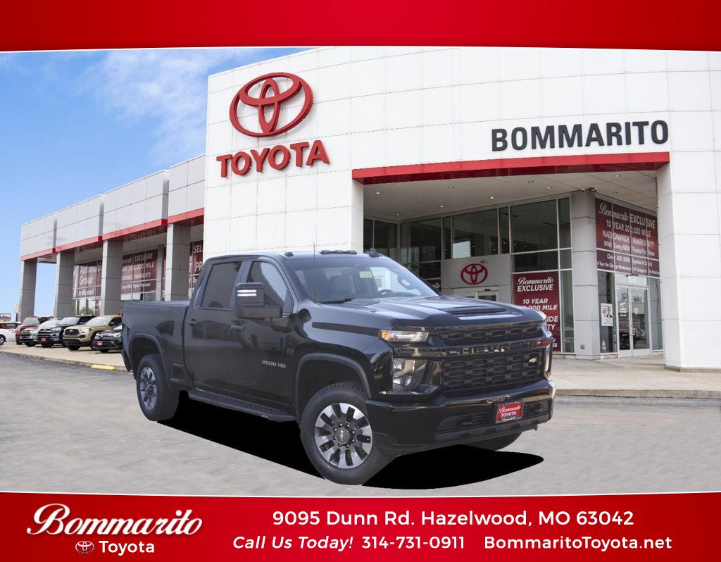 Used 2021 Chevrolet Silverado 2500 Custom w/ Custom Value Package image 1