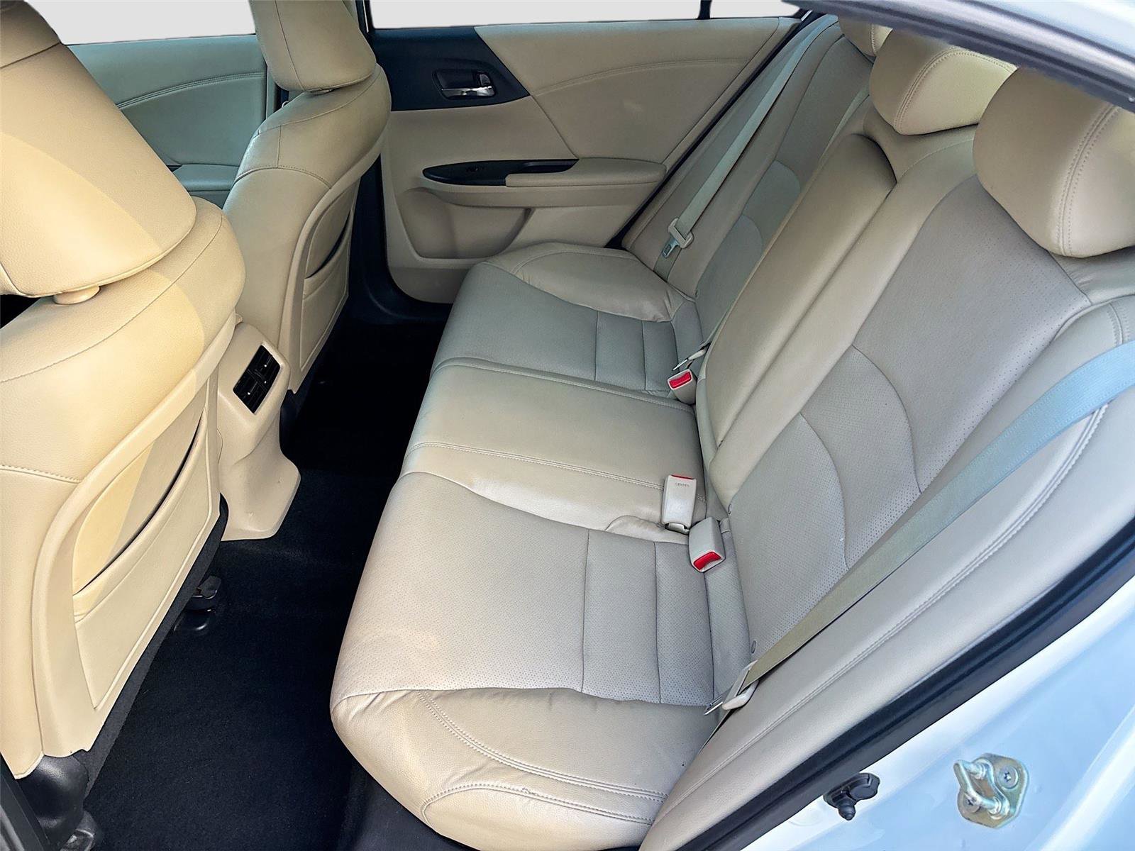 Used 2014 Honda Accord EX-L image 25