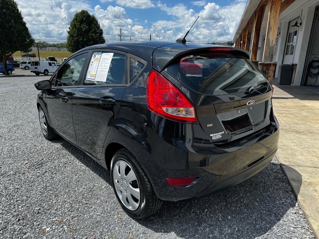 Used 2012 Ford Fiesta SE image 7