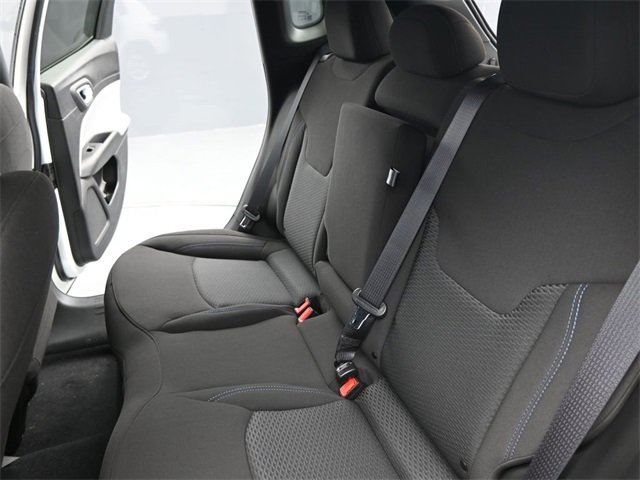 Used 2025 Jeep Compass Sport image 20