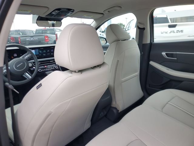 Used 2025 Hyundai Sonata SE image 10