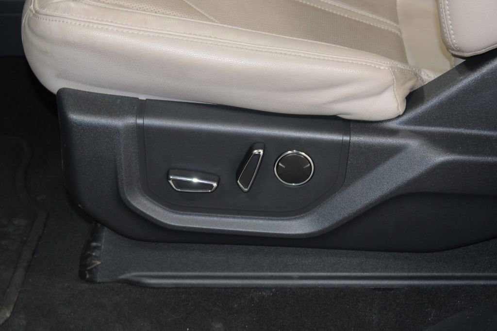 Used 2024 Ford Expedition Max Limited image 17