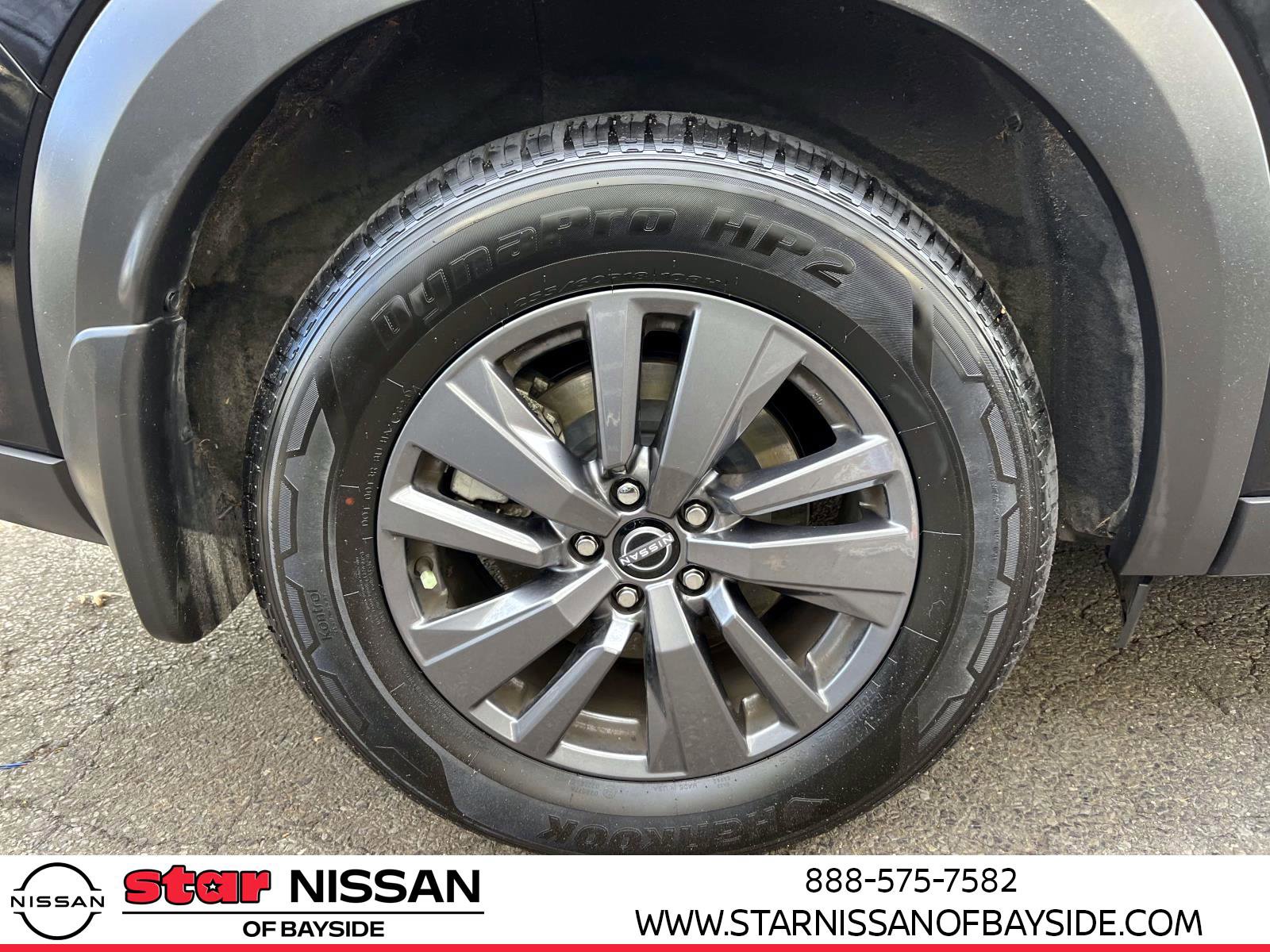 Certified 2022 Nissan Pathfinder SV w/ SV Premium Package image 8