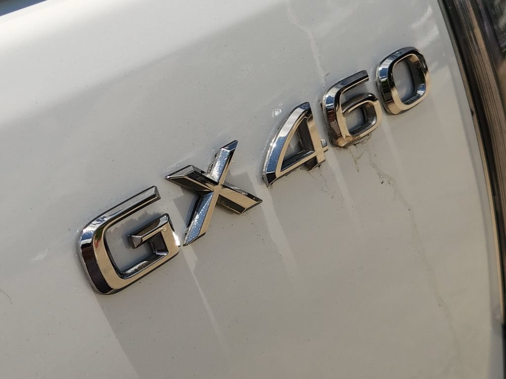 Used 2016 Lexus GX 460 w/ Premium Package AWD/4WD image 12