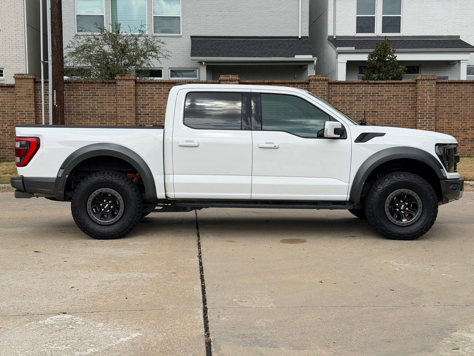 Used 2021 Ford F150 Raptor w/ Torsen Package image 16