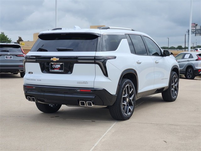 Used 2026 Chevrolet Traverse High Country w/ LPO, Floor Liner Package AWD/4WD image 14